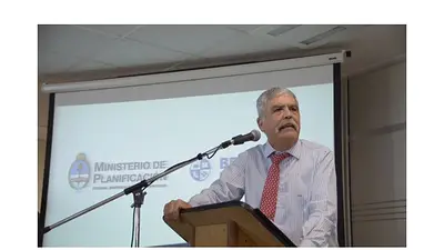 De Vido: "La propuesta de Macri es volver a endeudar la Argentina" De Vido: "La propuesta de Macri es volver a endeudar la Argentina"
