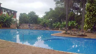 Un turista francés apareció muerto en la pileta de un hotel en Puerto Iguazú Un turista francés apareció muerto en la pileta de un hotel en Puerto Iguazú