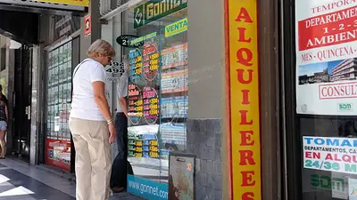 Aumentó el número de locales vacíos en la ciudad de Buenos Aires durante el verano Aumentó el número de locales vacíos en la ciudad de Buenos Aires durante el verano
