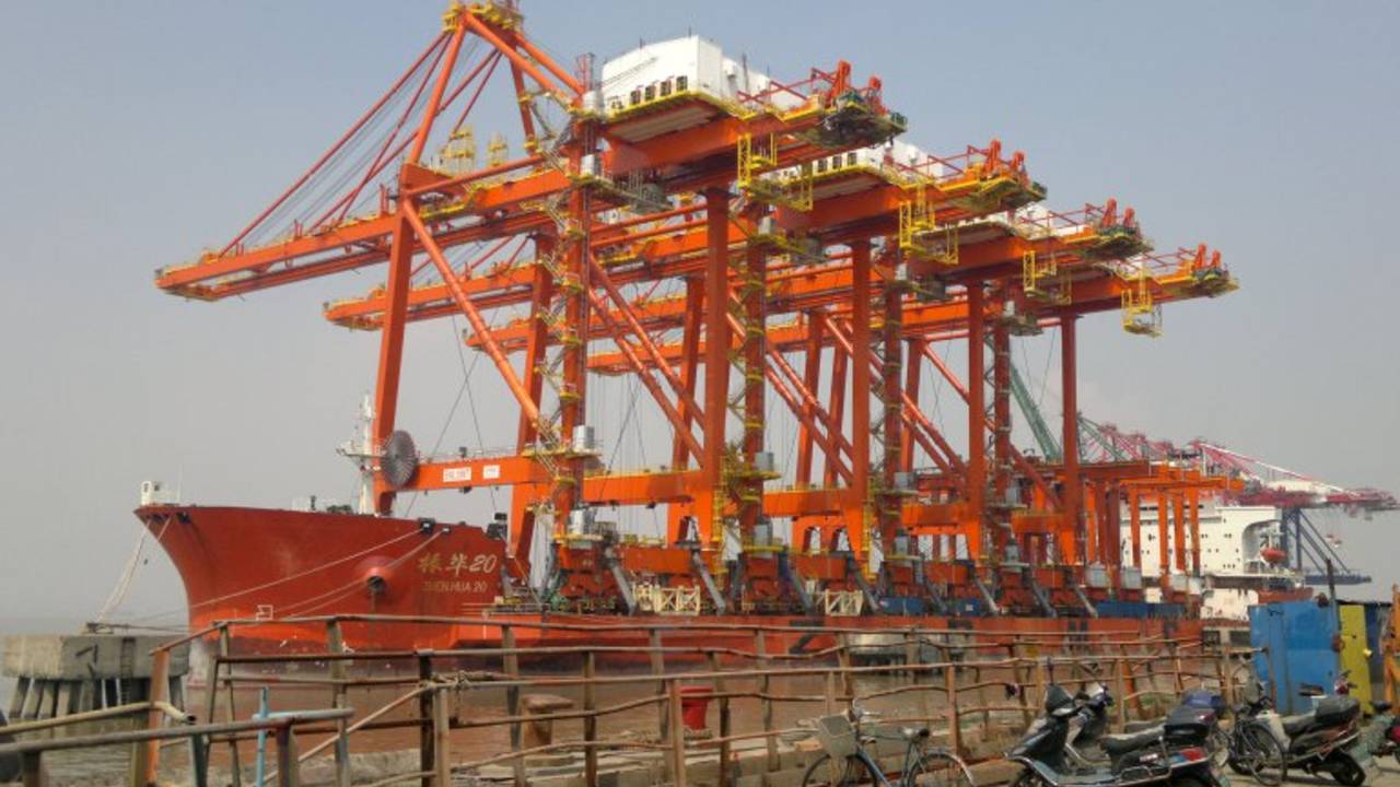 Kicillof ahora tendrá a cargo el manejo de los puertos