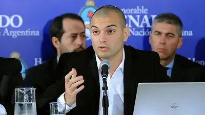 Economía pronostica una "catarata de juicios" por el último fallo de Griesa Economía pronostica una "catarata de juicios" por el último fallo de Griesa