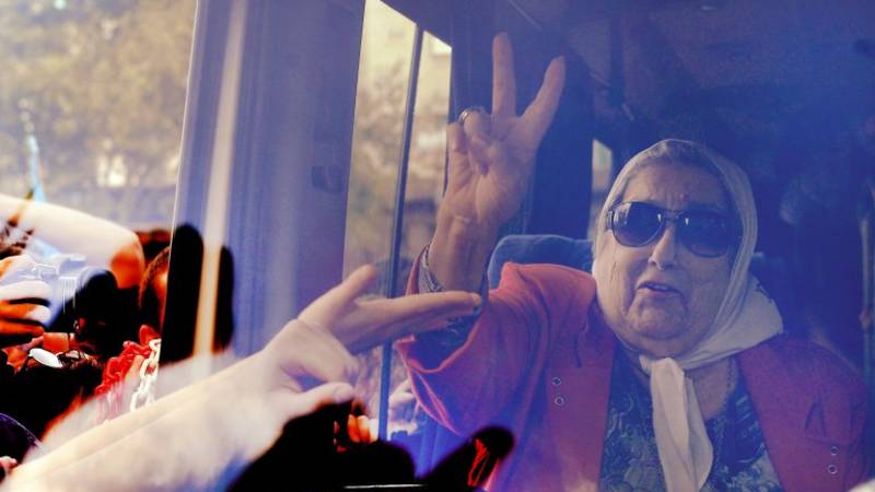 Hebe sobre la quema del muñeco: "No se puede hacer una cosa tan baja"