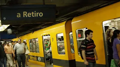 Metrodelegados no adhieren al paro pero advierten que no habrá subtes Metrodelegados no adhieren al paro pero advierten que no habrá subtes