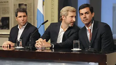 El Gobierno descartó negociar con gobernadores el pago a buitres por coparticipación El Gobierno descartó negociar con gobernadores el pago a buitres por coparticipación