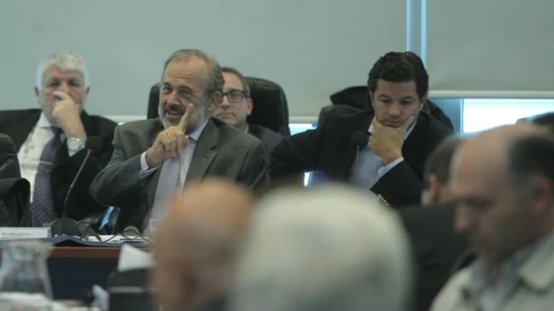 Buitres: Cambiemos logró dictamen en comisión