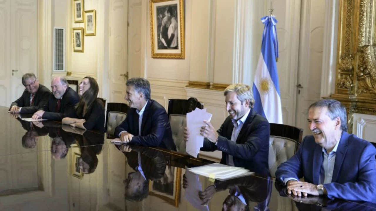Reunión clave con los gobernadores para intentar destrabar la discusión por la coparticipación