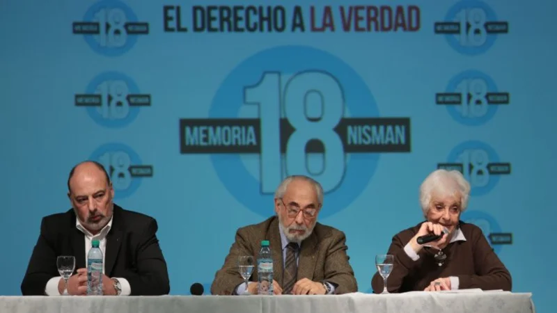 El Gobierno puso a un filósofo y una diputada pro-Clarín para reformar la ley de Medios
