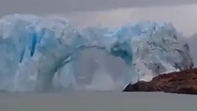 Video inédito: mirá cómo se rompe el Perito Moreno desde el otro lado Video inédito: mirá cómo se rompe el Perito Moreno desde el otro lado