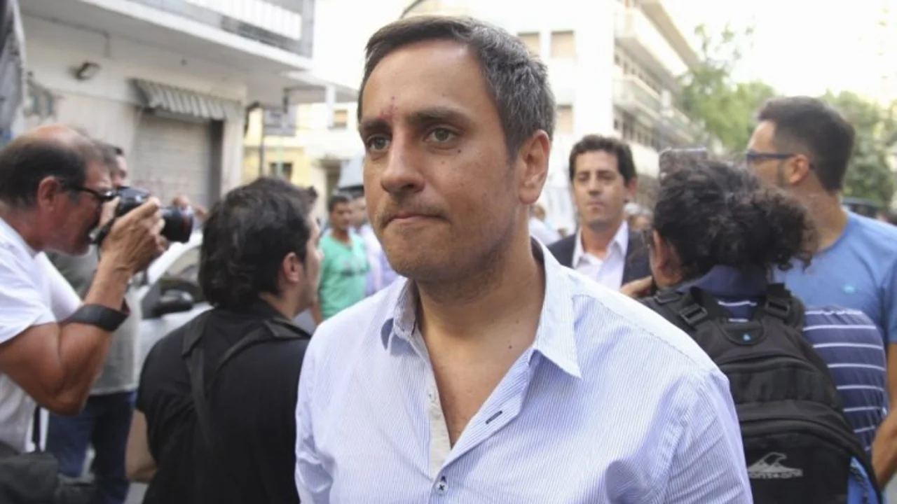 Cabandié: "El acuerdo con los buitres es un saqueo al Estado nacional"