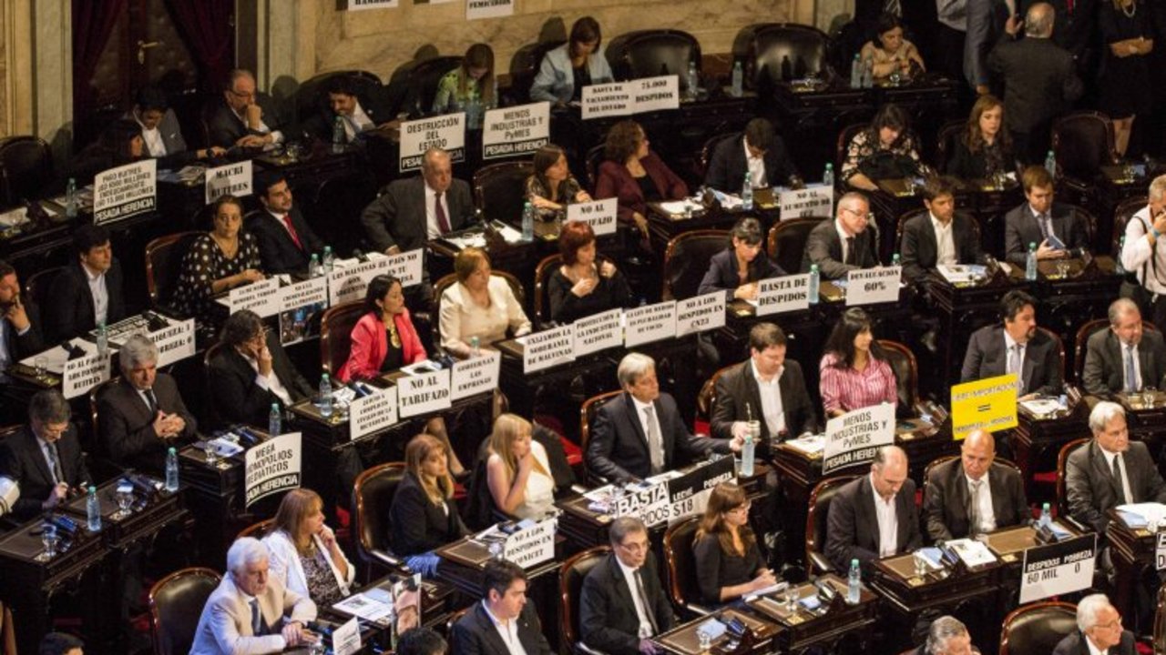 Seis diputados del FpV votaron a favor del acuerdo con los fondos buitre: enterate quiénes son