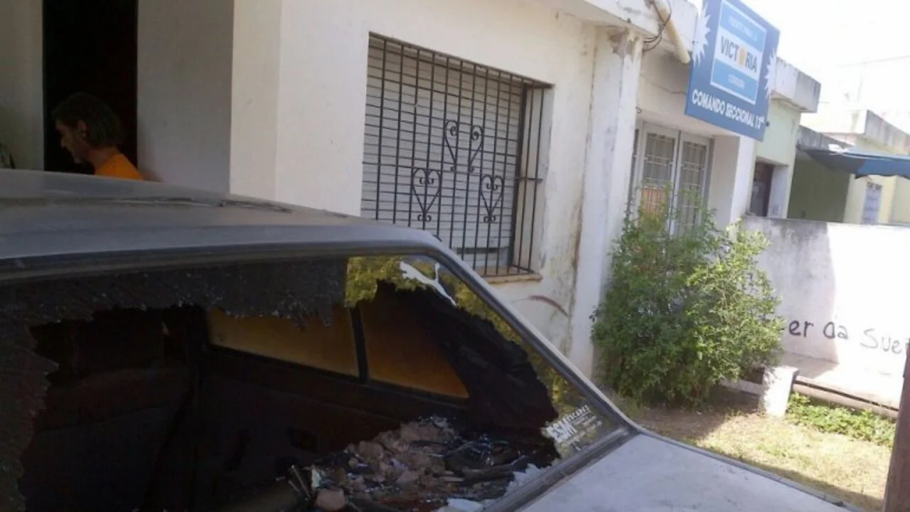 Intentaron incendiar una Unidad Básica de La Cámpora
