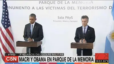 El incómodo momento que pasó Macri junto a Obama en el Parque de la memoria El incómodo momento que pasó Macri junto a Obama en el Parque de la memoria