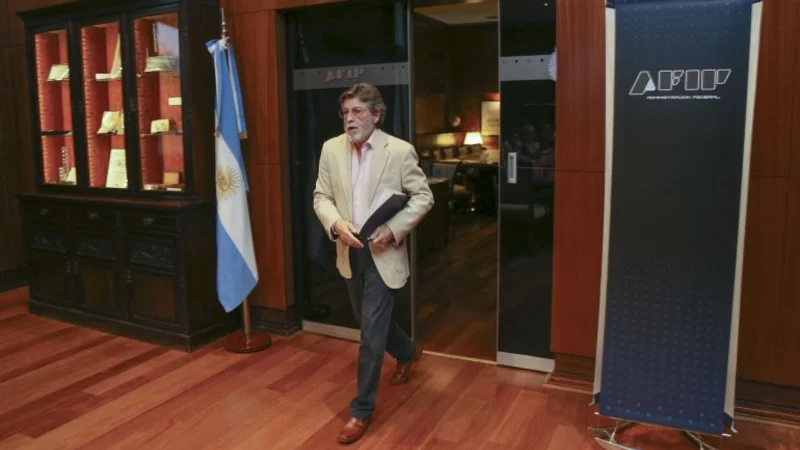 AFIP determinó a partir de cuándo será obligatorio usar factura electrónica