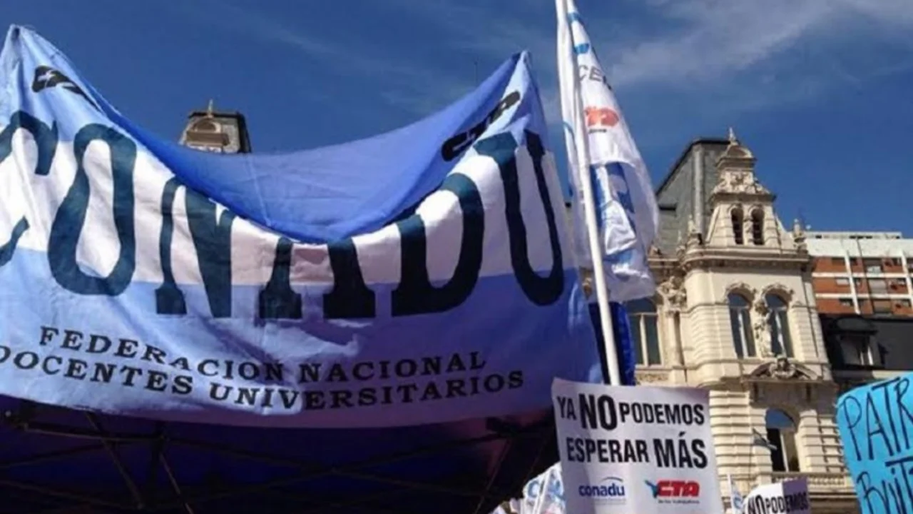 Docentes instalarán una carpa blanca frente al Ministerio