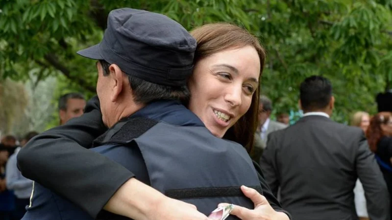 Tras la tensión, Vidal otorgó un 30 por ciento de aumento a la Bonaerense