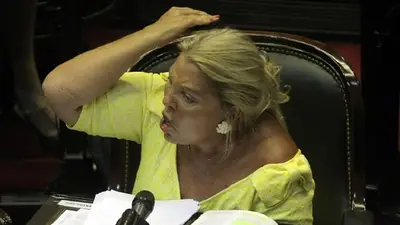Carrió estalló contra Lorenzetti y defendió a la periodista censurada Carrió estalló contra Lorenzetti y defendió a la periodista censurada