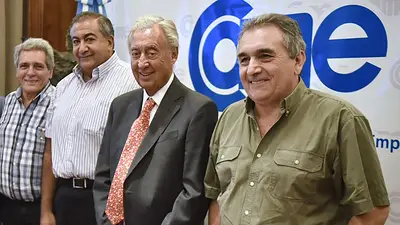 La CGT destrozó a Marcos Peña tras su chicana por la marcha del 7 de marzo La CGT destrozó a Marcos Peña tras su chicana por la marcha del 7 de marzo
