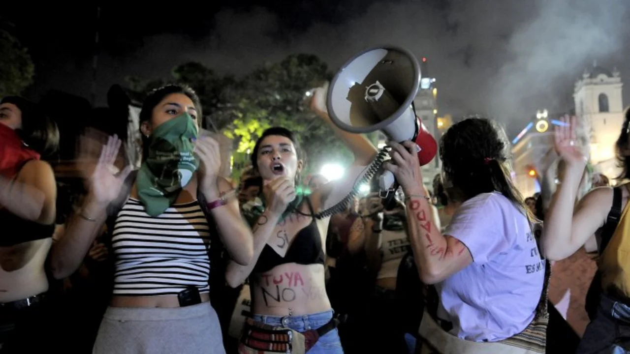Patricia Bullrich justificó la represión en la marcha Ni Una Menos y habló de "conductas depredatorias"