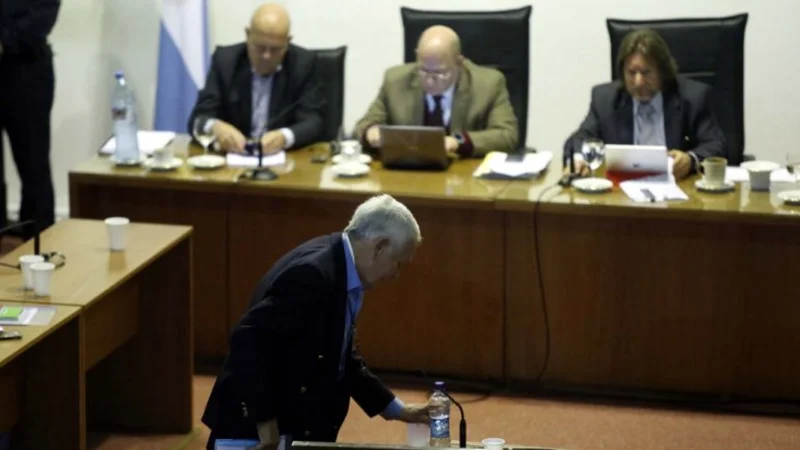 La Nación pidió que Macri cumpla su promesa de "terminar con el curro de los DD.HH"