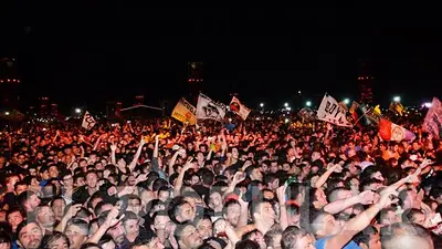 El video más impresionante del show del Indio Solari en Olavarría El video más impresionante del show del Indio Solari en Olavarría