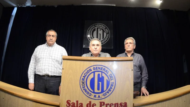La CGT reclamó al Gobierno "mirar la realidad" y lo comparó con Cavallo