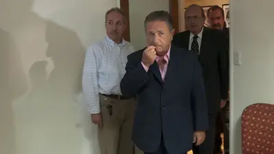 Duhalde advirtió al Gobierno: "La gente está enojada y se puede generar un incendio" Duhalde advirtió al Gobierno: "La gente está enojada y se puede generar un incendio"