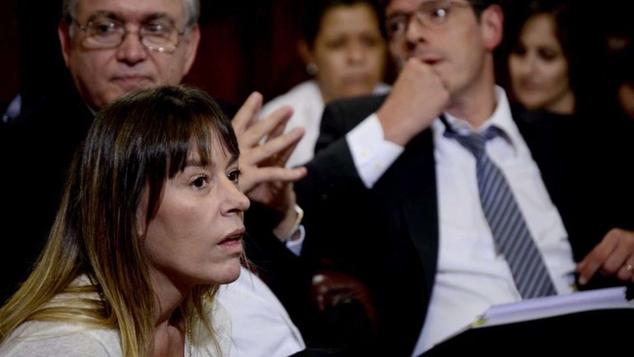 El FpV pide que el Congreso investigue la supuesta "donación" de armas a Argentina