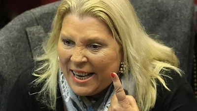 Se descompuso Carrió en medio de Aeroparque Se descompuso Carrió en medio de Aeroparque