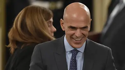 Arribas calificó a las acusaciones de coimas de "versiones periodísticas" Arribas calificó a las acusaciones de coimas de "versiones periodísticas"