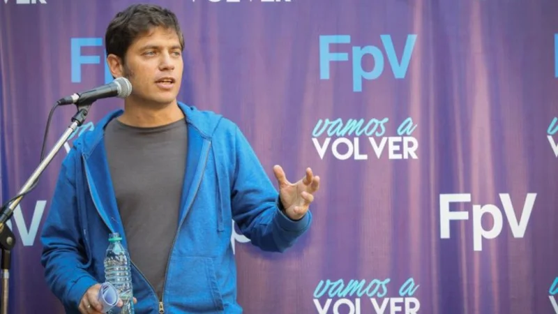 El video de Axel Kicillof viajando en el tren que se viralizó en redes