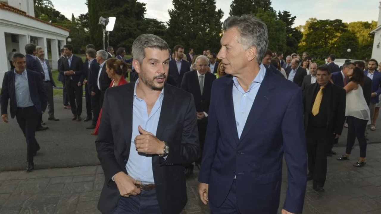 Ajuste en el Estado: el Gobierno firmó un decreto que cierra varias oficinas públicas