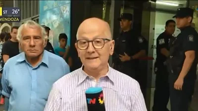 Cantaron el hit del verano contra Macri en TN y enfurecieron a la conductora Cantaron el hit del verano contra Macri en TN y enfurecieron a la conductora