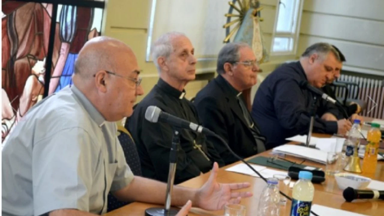 La Iglesia, preocupada por el futuro de la ley de Glaciares