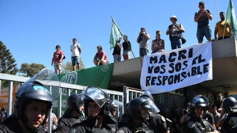 Despidos en el INTI: el Gobierno prepara una feroz represión contra los trabajadores