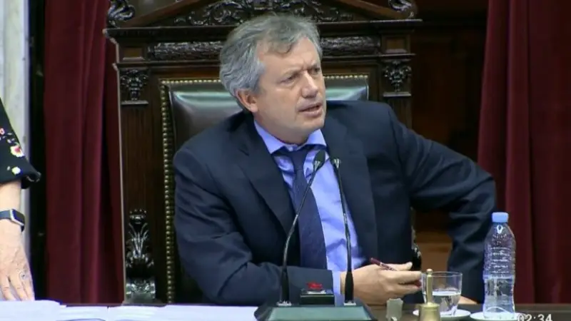 La bomba política de Monzó: se desligó del PRO y colaborará "para formar una fuerza de centro"