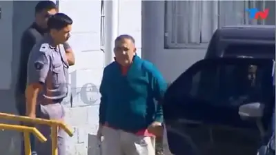 El gesto de D´Elía ante las cámaras que TN no pudo ocultar El gesto de D´Elía ante las cámaras que TN no pudo ocultar