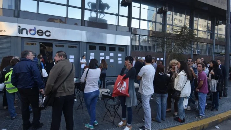 Polémico: el Gobierno planea disolver el INDEC