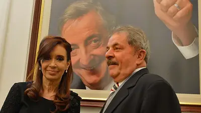 El durísimo mensaje de Cristina por el intento de homicidio a Lula El durísimo mensaje de Cristina por el intento de homicidio a Lula
