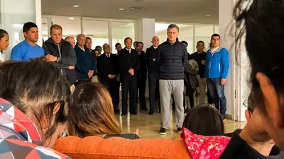 Macri visita Mar del Plata para jugar al golf e ignora a los familiares del ARA San Juan Macri visita Mar del Plata para jugar al golf e ignora a los familiares del ARA San Juan