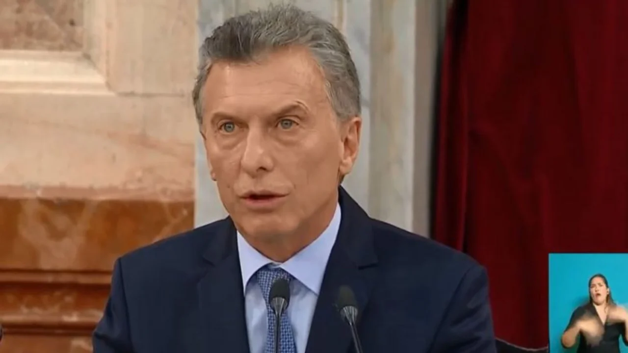 Sesiones ordinarias: el irónico gesto de diputados opositores al escuchar tres mentiras de Macri