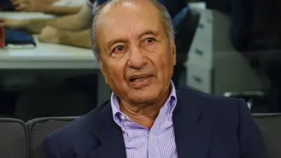 Atentado a la AMIA: "Carlos Menem le abrió las puertas a los servicios de inteligencia extranjeros", dijo su hermano Eduardo Atentado a la AMIA: "Carlos Menem le abrió las puertas a los servicios de inteligencia extranjeros", dijo su hermano Eduardo