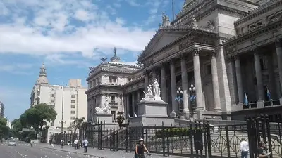 Mientras Macri hablaba en el Congreso, la Plaza estaba vacía Mientras Macri hablaba en el Congreso, la Plaza estaba vacía