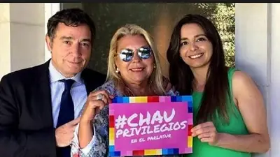 Pedro Etchebest desenmascaró a la aliada de Carrió: "La voy a denunciar" Pedro Etchebest desenmascaró a la aliada de Carrió: "La voy a denunciar"