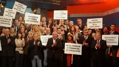 Quiénes son los periodistas que firmaron la solicitada a favor de Daniel Santoro Quiénes son los periodistas que firmaron la solicitada a favor de Daniel Santoro