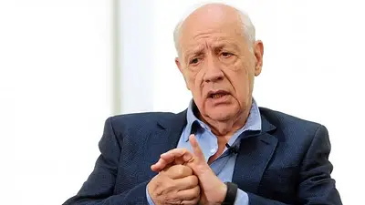 Elecciones 2019: Lavagna reveló detalles de su almuerzo con Tinelli y dijo que "el cambio no sirvió" Elecciones 2019: Lavagna reveló detalles de su almuerzo con Tinelli y dijo que "el cambio no sirvió"