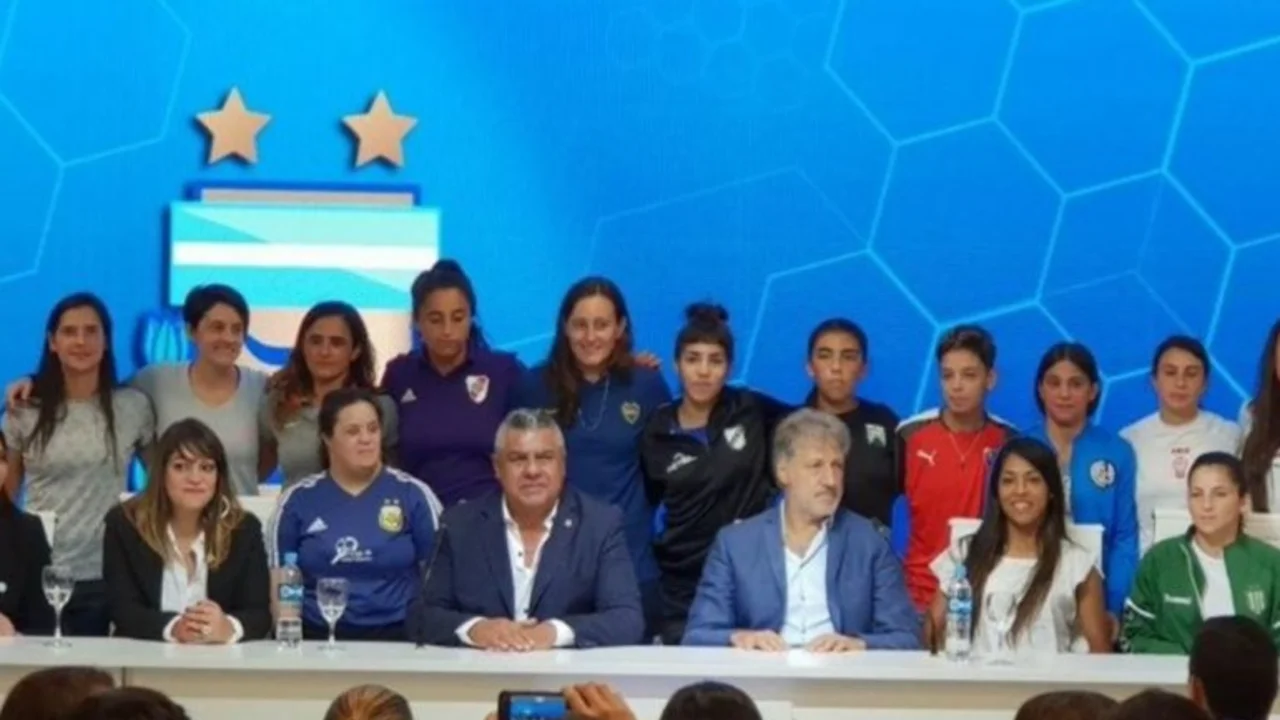 AFA anunció la profesionalización del fútbol femenino