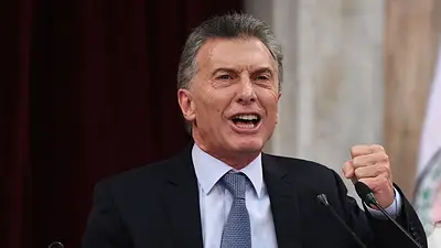 Mauricio Macri, en reunión de Gabinete ampliado: "¡Estoy caliente!" Mauricio Macri, en reunión de Gabinete ampliado: "¡Estoy caliente!"