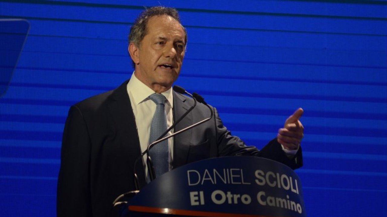 Elecciones 2019: Scioli admitió que no tiene inconveniente en ir a una PASO con Cristina Kirchner