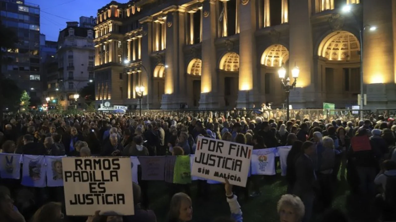 No esperes a que sea tarde: Cambiemos venía por todo y por todos