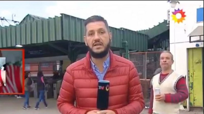 El incómodo momento de un movilero de Canal 13 que causó burlas en las redes